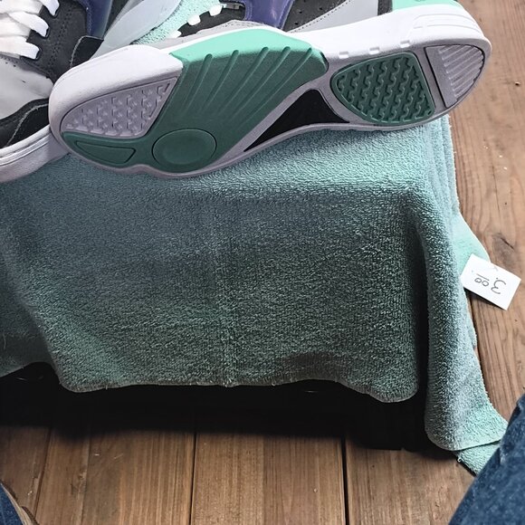 Adidas men's shoes - Picture 2 of 4